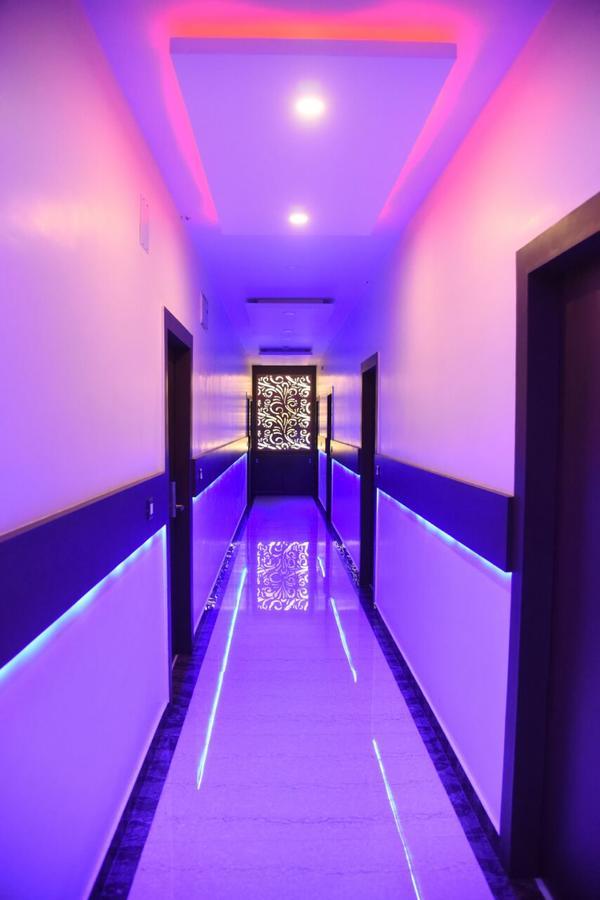 Chikmagalūr Hotel Grand Kubera מראה חיצוני תמונה