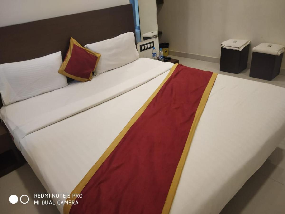 Chikmagalūr Hotel Grand Kubera מראה חיצוני תמונה