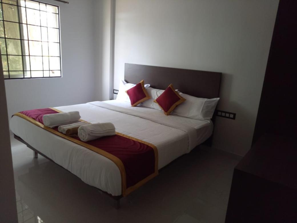 Chikmagalūr Hotel Grand Kubera מראה חיצוני תמונה