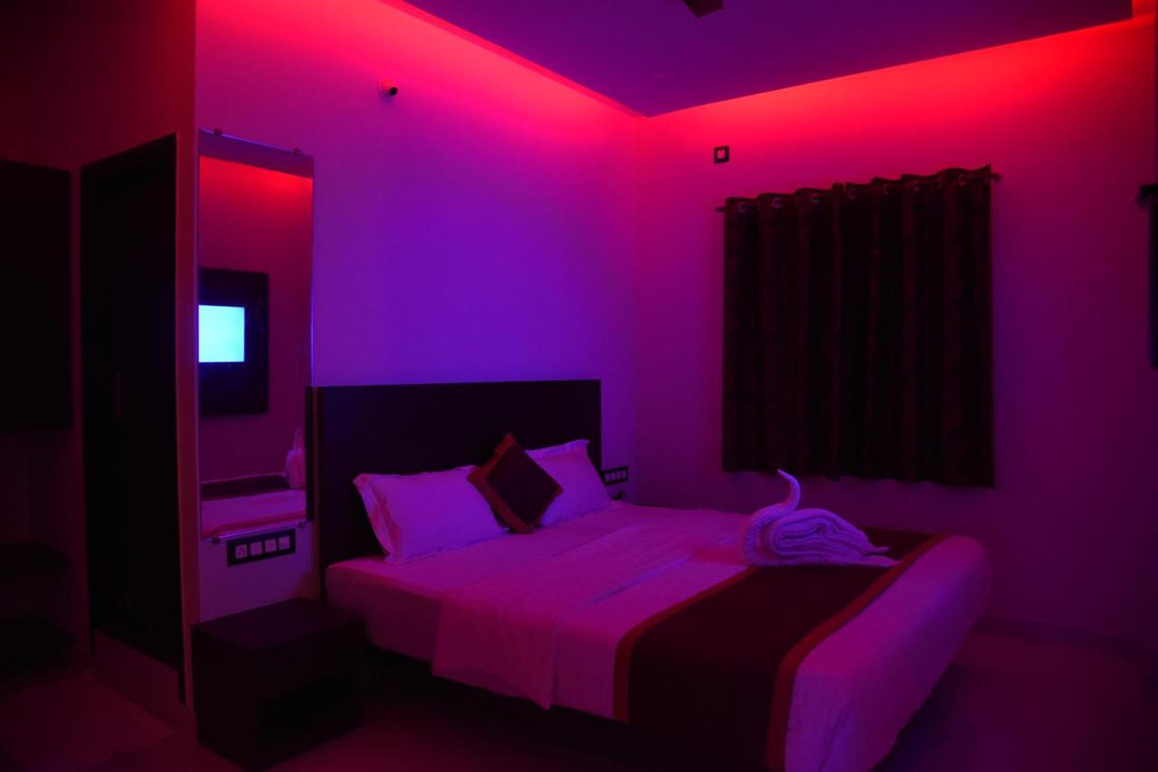 Chikmagalūr Hotel Grand Kubera מראה חיצוני תמונה