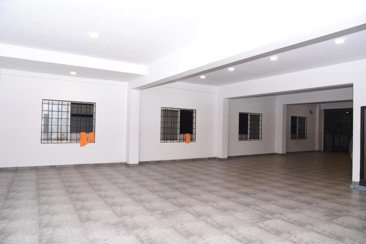 Chikmagalūr Hotel Grand Kubera מראה חיצוני תמונה